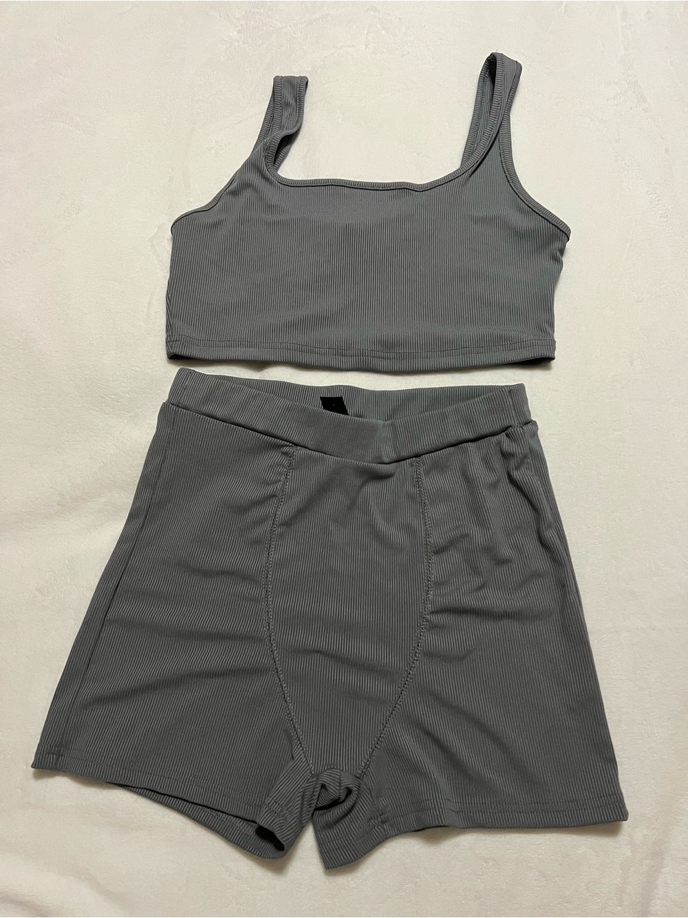 Gray Two Piece Cropped Tank & Hi- Waisted Short Set Size Medium